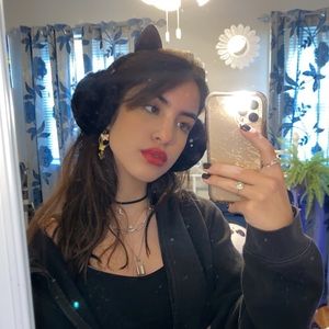 Meet your Posher, Giana